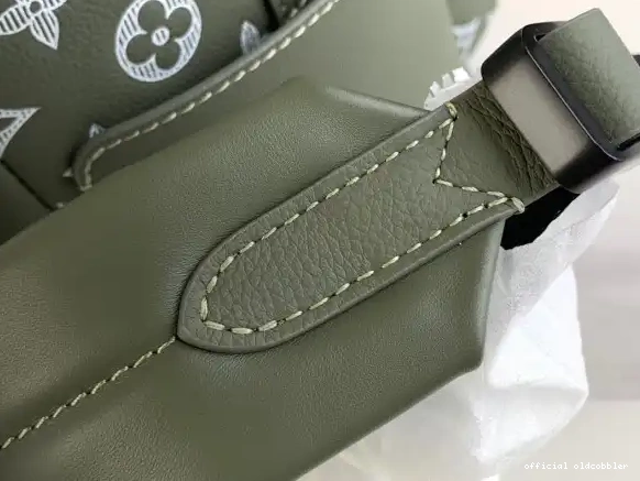 Official oldcobbler PM-29*38*20CM Vuitton Louis Backpack Discovery 0609